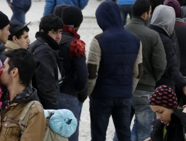 Σκανδάλο στη σίτιση των παράνομων μεταναστών στην Λέσβο